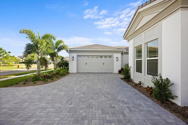 Photo - 5741 Beechnut Dr