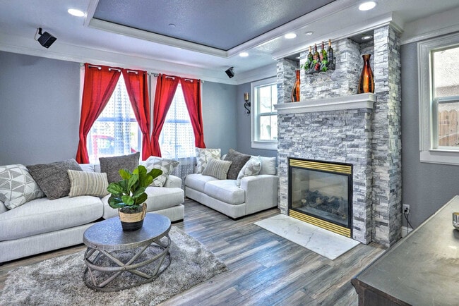Building Photo - 761 Ashwick Loop Unit SI FL1-ID1545883P