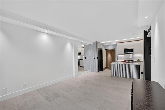 Photo - 2285 Peachtree Rd NE Unit 706