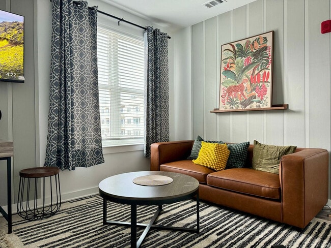 Photo - 542 Boulevard NE Unit ID1299401P