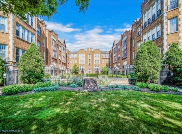 Building Photo - 10913 S Longwood Dr Unit 3