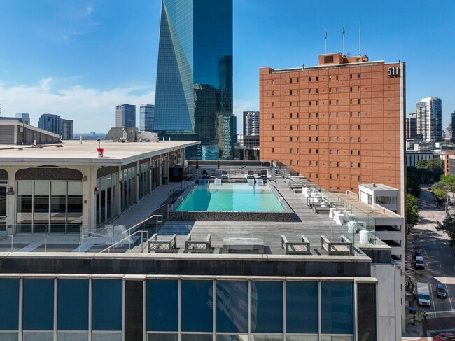 Photo - Remi Downtown