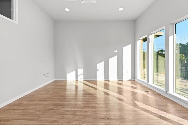 Photo - 4510 Terry-O Ln Unit 143