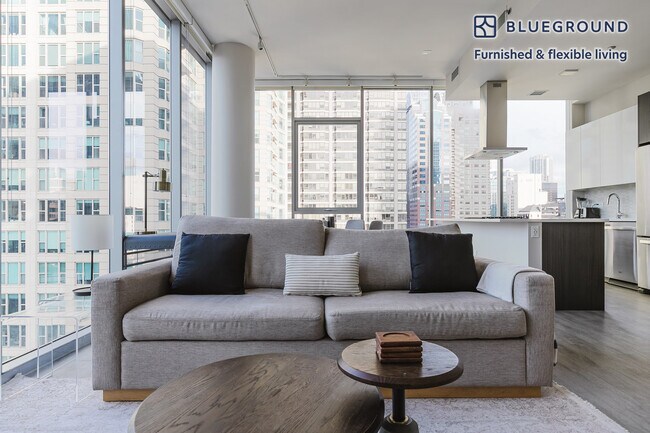 Photo - 8 E Huron St Unit FL21-ID1113