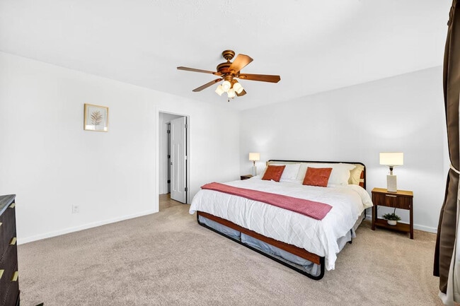 Photo - 4663 Bayview Dr Unit ID1397942P