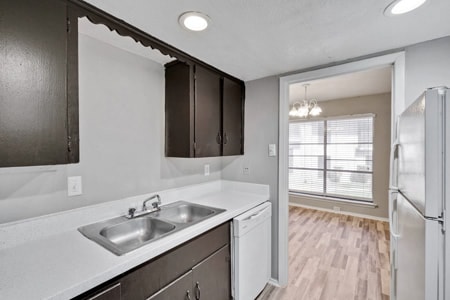 Photo - Holiday Hills Apartments