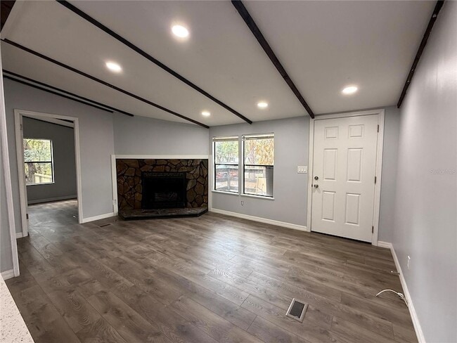 Photo - 8824 Overlook Dr