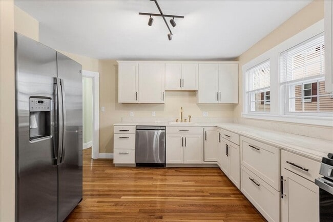 Photo - 51 Roslin St Unit 1