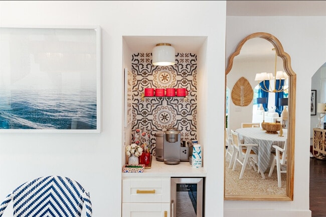 Photo - 610 38th St Unit ID1324902P