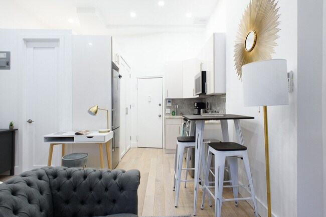 Photo - 149 E 62nd St Unit FL2-ID1021869P