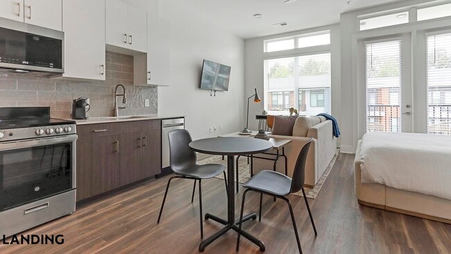 Photo - 2201 Glenwood Ave SE Unit 3403