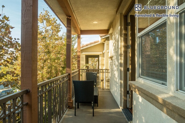 Photo - 262 Azevedo Cir