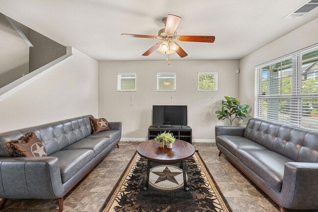 Photo - 4520 Graceful Ln Unit 489