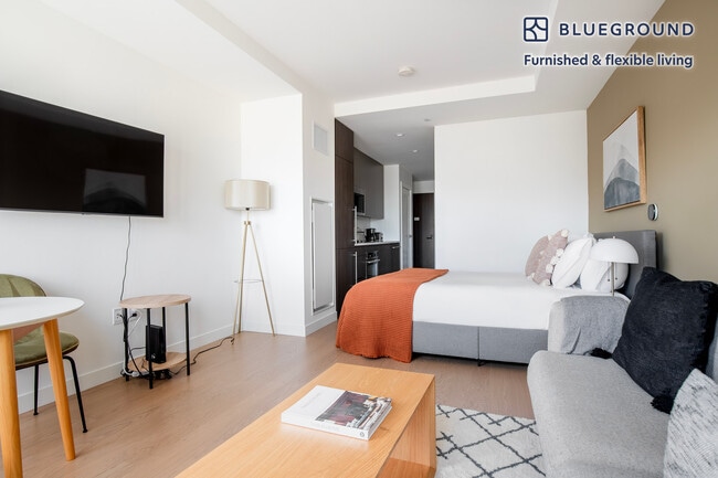 Photo - 775 Beacon St Unit FL7-ID856