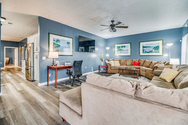 Building Photo - 5315 Cambria Dr Unit ID1367375P