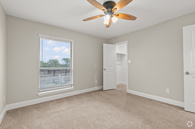1BR, 1BA - 640SF - Bedroom - The Mirage
