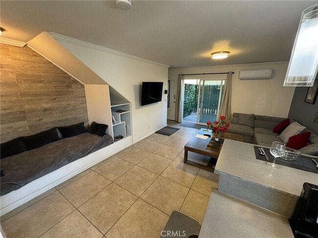 Photo - 2121 S Camino St