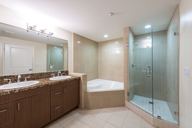 Photo - Lexington at Fedora