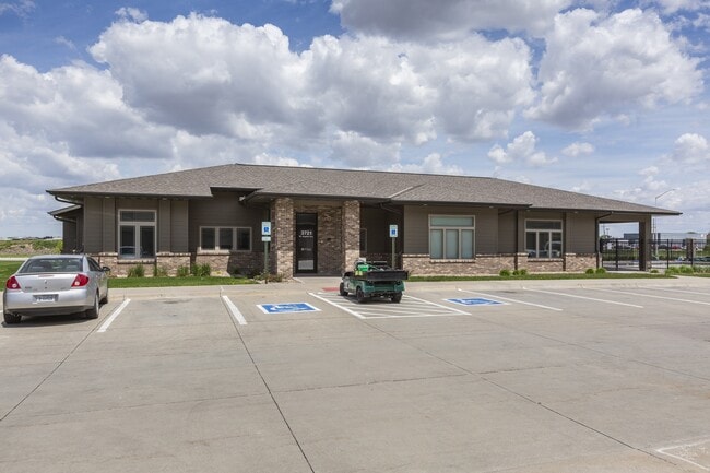 Photo - The Sterling Apartments at Grand Island