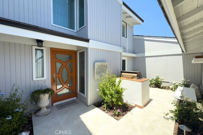 Photo - 33925 Faeroe Bay