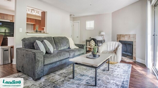 Building Photo - 2000 E Lake Pkwy Unit 260.1411012