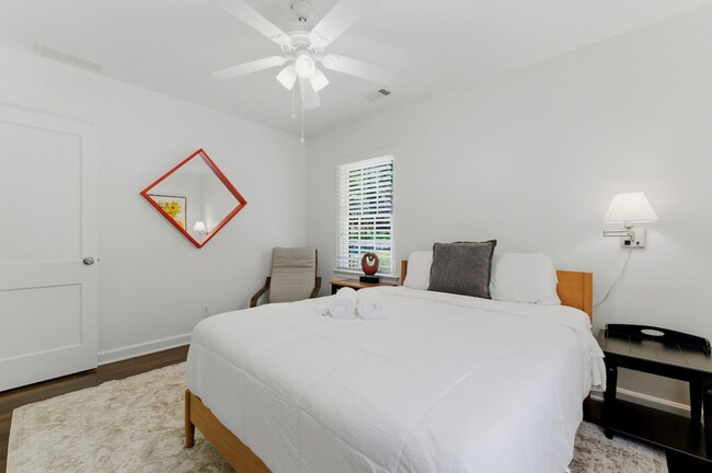 Photo - 1624 Beatie Ave SW Unit SI ID1609583P