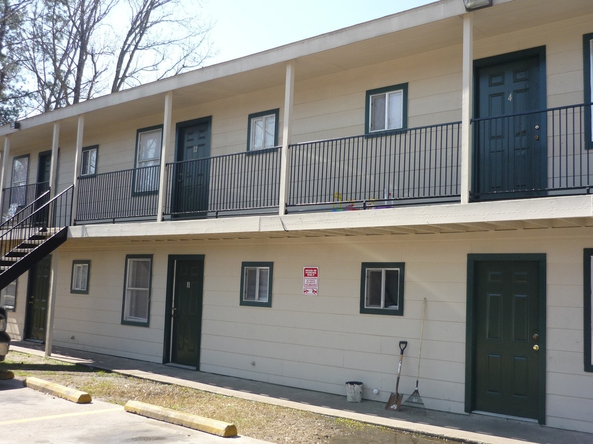 Bonita Apartments - All Bills Paid! - Bonita Apartments - All Bills Paid!