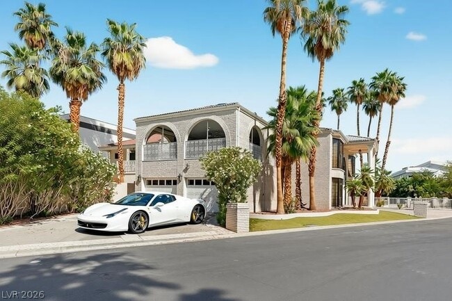 Building Photo - 2834 Queens Courtyard Dr