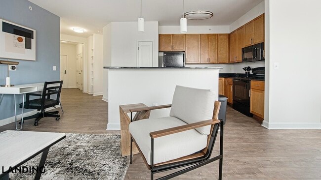 Photo - 909 Mansion Dr Unit 750-407