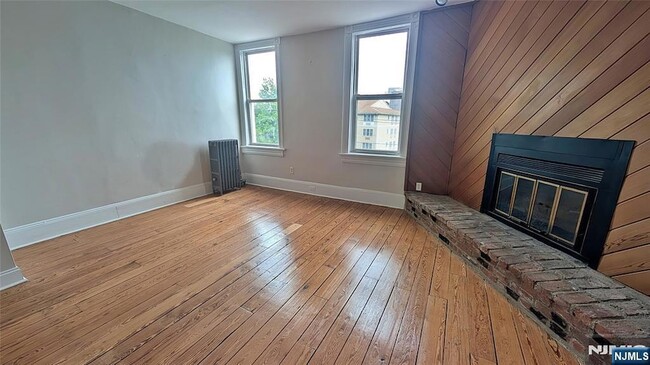 Photo - 154 Undercliff Ave Unit 6