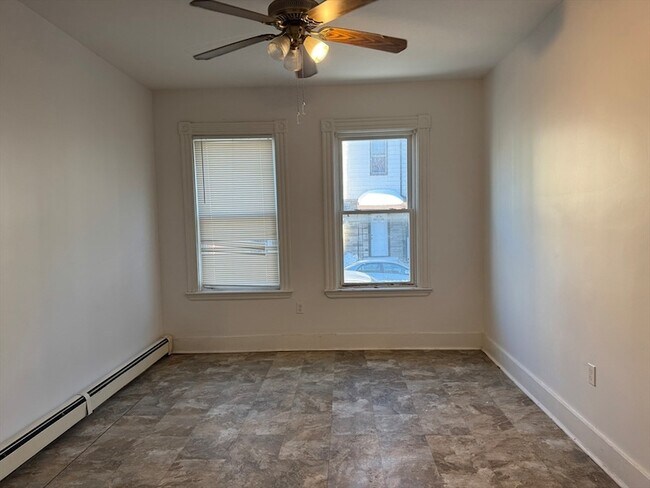 Photo - 184 London St Unit 1