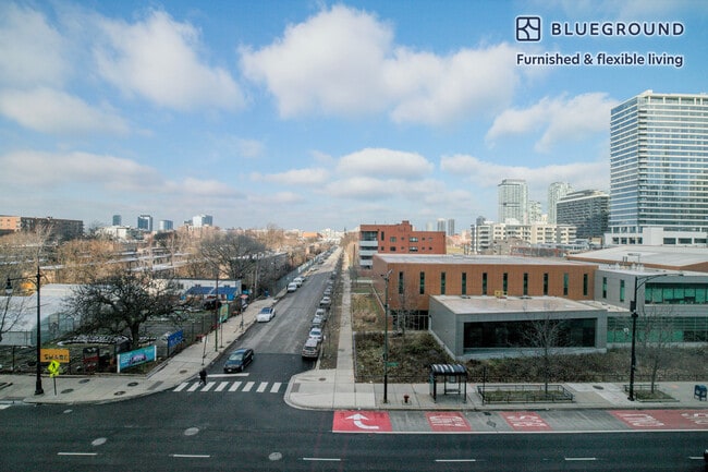 Photo - 751 N Hudson Ave Unit FL4-ID1040