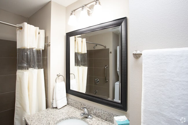 Travis - Eagle Heights Pleasanton