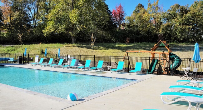 Sugar Creek Apartments apartments — community photo - Sugar Creek Apartments