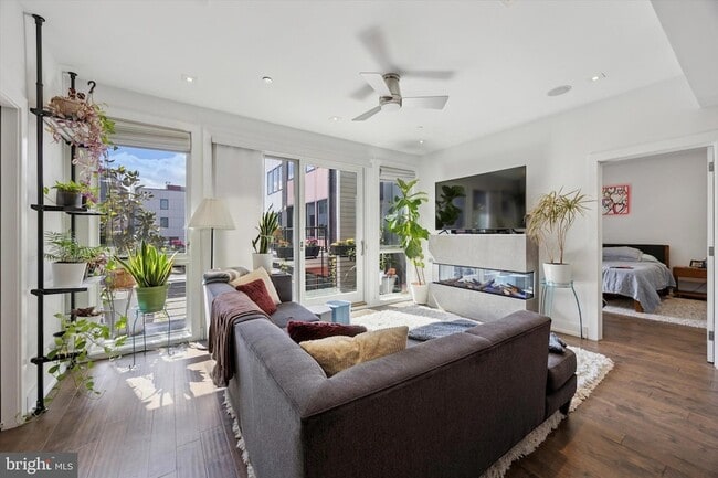 Photo - 620 N 3rd St Unit 3B