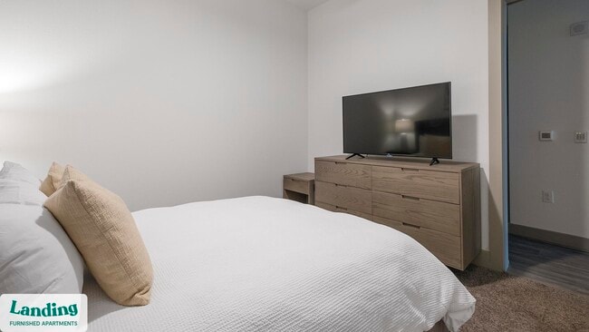 Photo - 3030 Summer St Unit 551