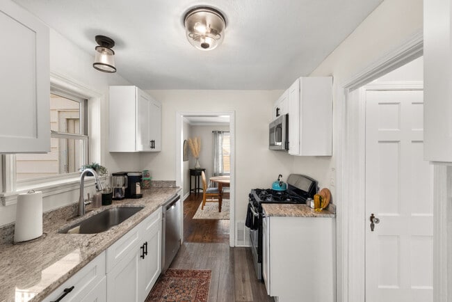 Photo - 150 E 217th St Unit ID1061048P