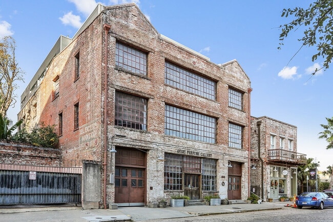 Photo - 527 St Joseph St Unit ID1265382P