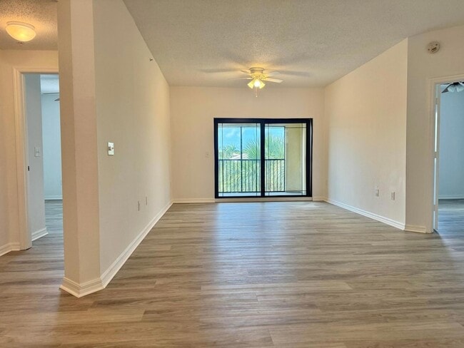 Photo - 2725 Anzio Ct Unit 304