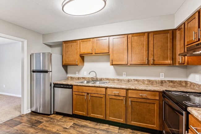 Ashford Place Apartments - Ashford Place Apartments