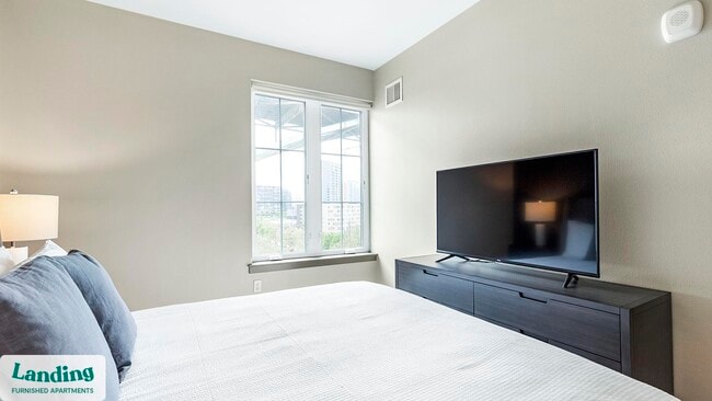 Photo - 1850 NW Front Ave Unit 622