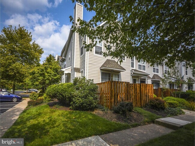 Photo - 8708 Spruce Mill Dr