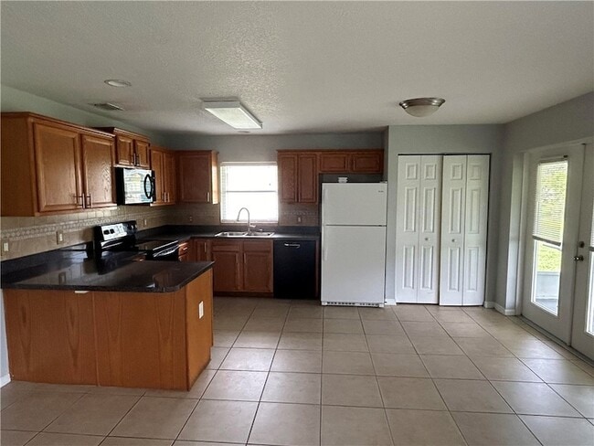 Photo - 7936 99th Ave