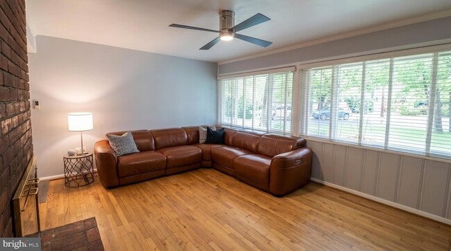Photo - 400 Dean Dr