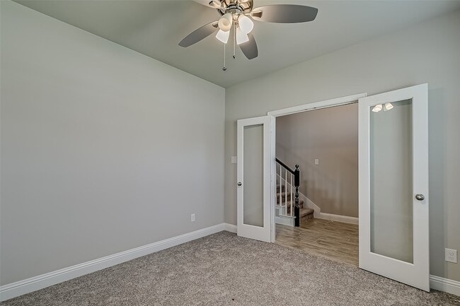 Photo - 327 Sweetspire Dr