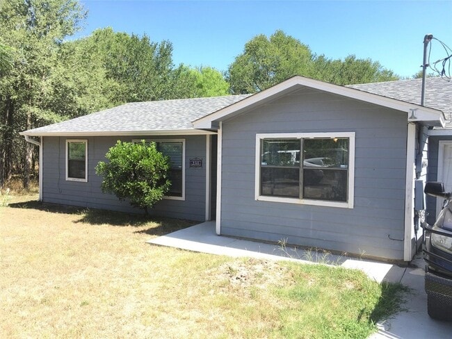 Building Photo - 298 Lamaloa Ln