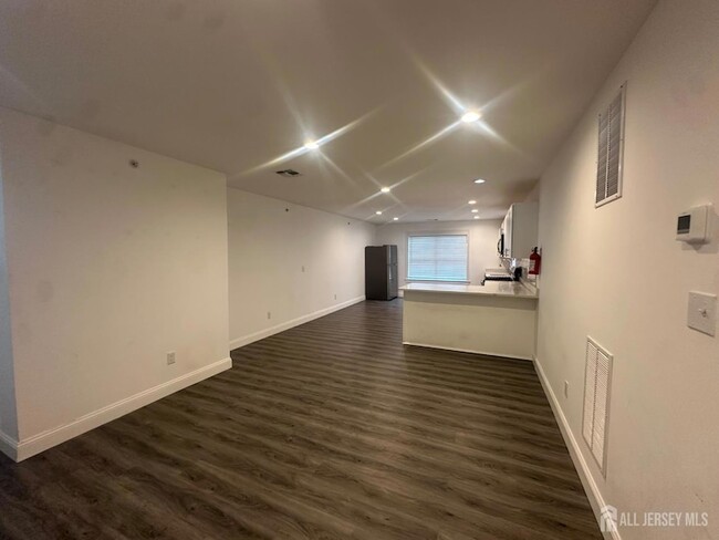 Photo - 35 2nd St
