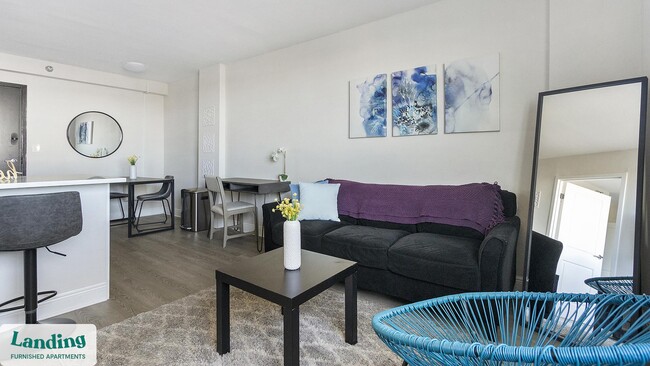 Photo - 305 Dr. M.L.K. Jr St S Unit 1039.1403631