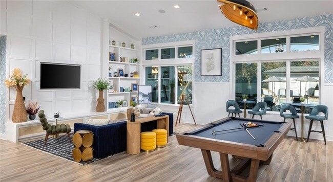 Photo - 900 Mountaintop Ave