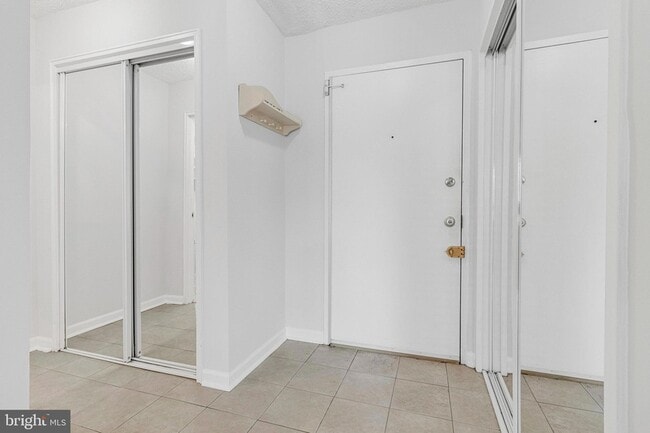 Photo - 1730 Arlington Blvd Unit 209